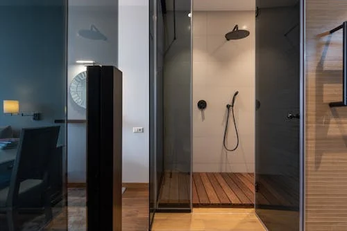 EYFEL Cam Balkon – Malatya’da cam balkon, katlanır cam sistemleri, sürgülü cam balkon, duşakabin, küpeşte, sineklik, giyotin cam, cam tavan ve kış bahçesi çözümleri sunan profesyonel cam uygulama firması.