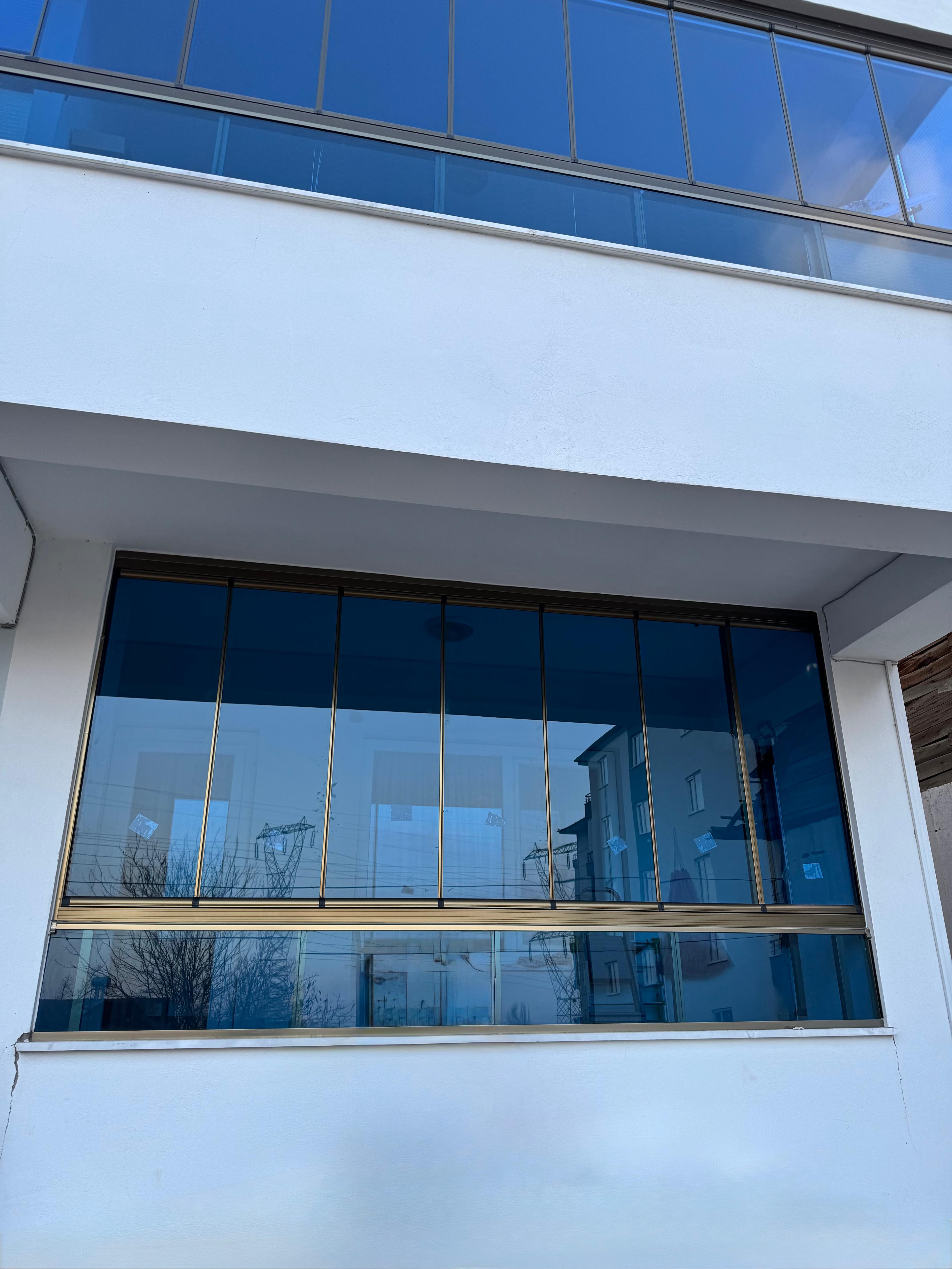 EYFEL Cam Balkon – Malatya’da cam balkon, katlanır cam sistemleri, sürgülü cam balkon, duşakabin, küpeşte, sineklik, giyotin cam, cam tavan ve kış bahçesi çözümleri sunan profesyonel cam uygulama firması.