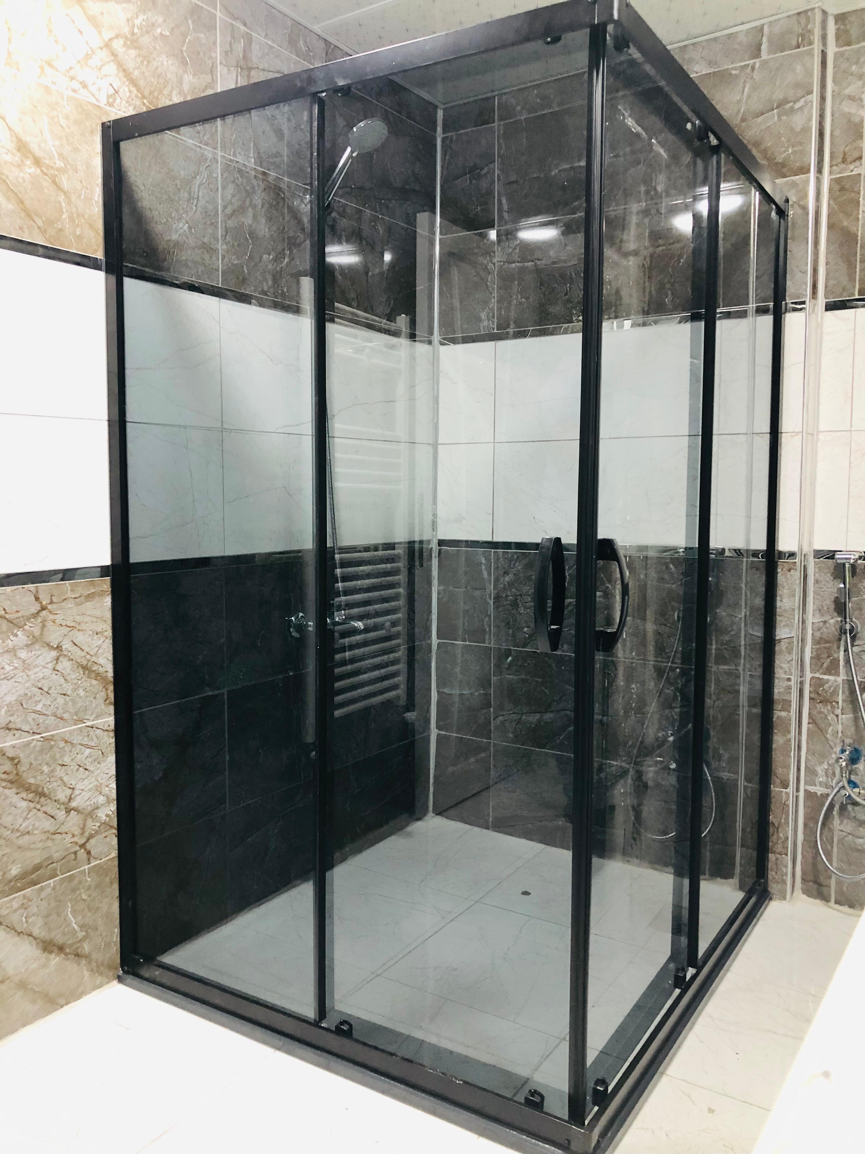 EYFEL Cam Balkon – Malatya’da cam balkon, katlanır cam sistemleri, sürgülü cam balkon, duşakabin, küpeşte, sineklik, giyotin cam, cam tavan ve kış bahçesi çözümleri sunan profesyonel cam uygulama firması.