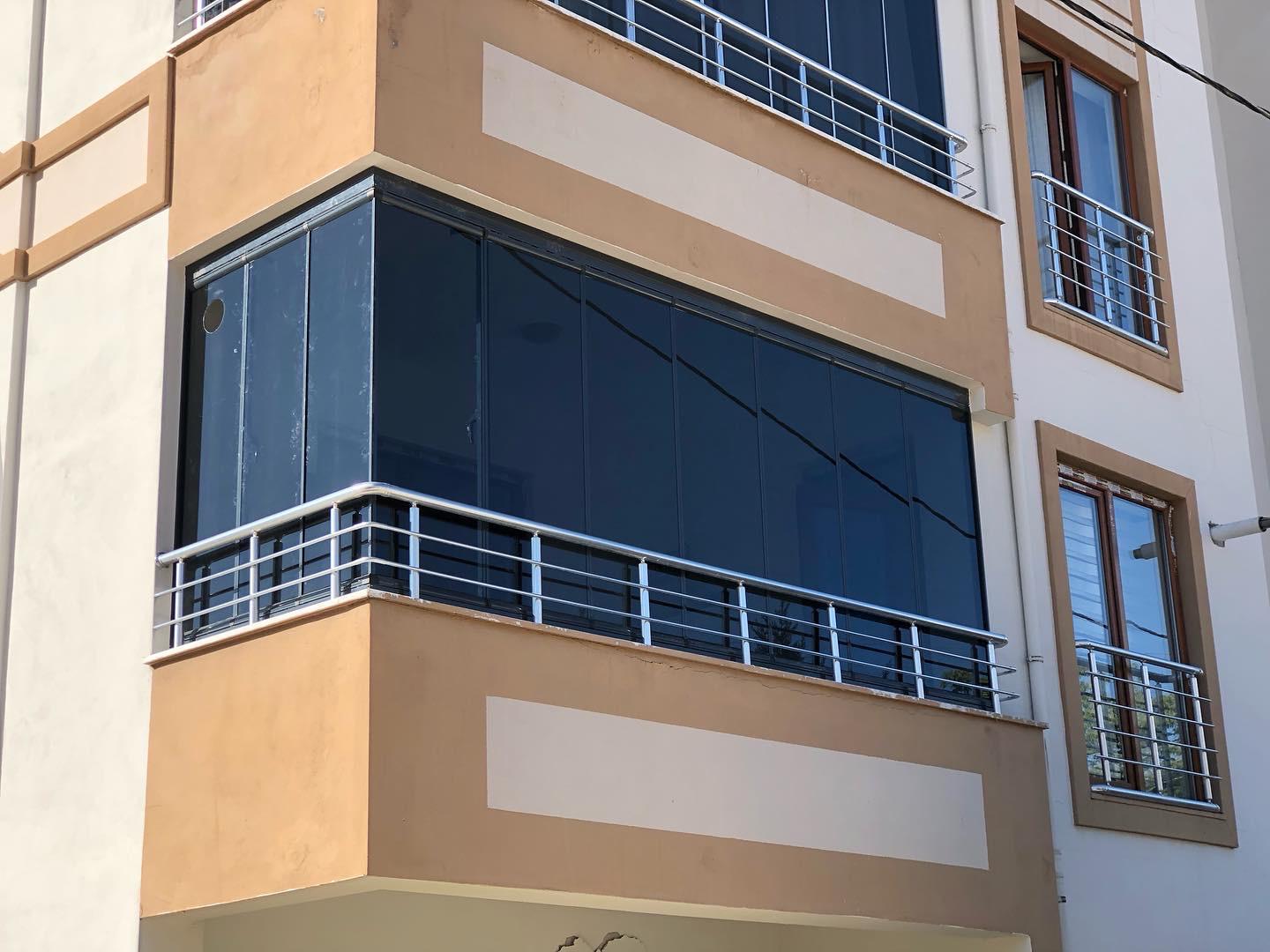 EYFEL Cam Balkon – Malatya’da cam balkon, katlanır cam sistemleri, sürgülü cam balkon, duşakabin, küpeşte, sineklik, giyotin cam, cam tavan ve kış bahçesi çözümleri sunan profesyonel cam uygulama firması.