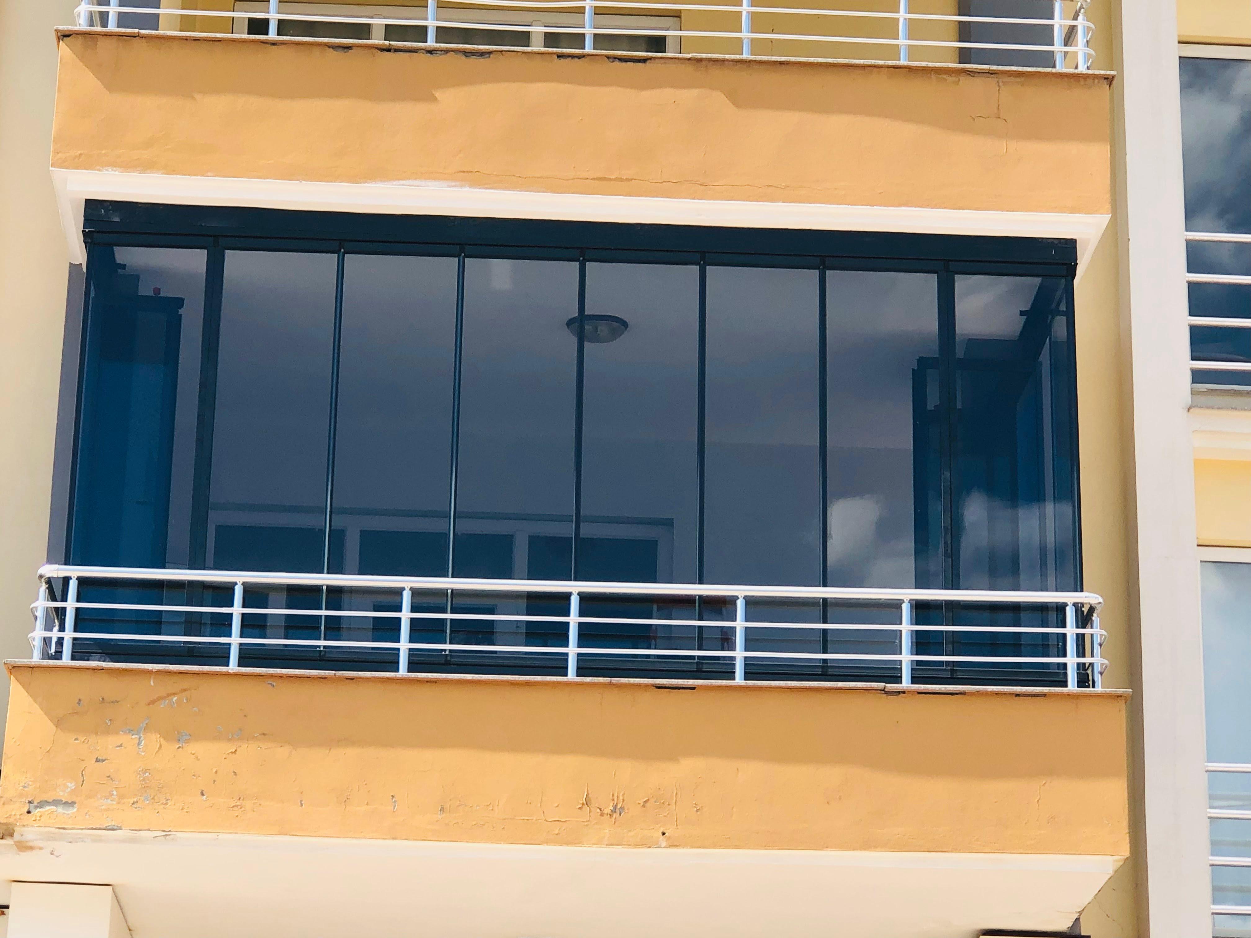 EYFEL Cam Balkon – Malatya’da cam balkon, katlanır cam sistemleri, sürgülü cam balkon, duşakabin, küpeşte, sineklik, giyotin cam, cam tavan ve kış bahçesi çözümleri sunan profesyonel cam uygulama firması.